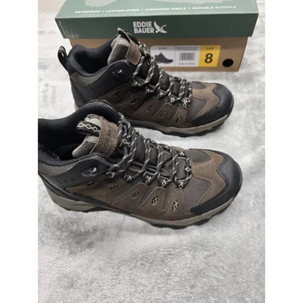 NEW Eddie Bauer Outdoor Boots, Mens US 8, Maple‎ Ridge,  Brown,  Leather Upper